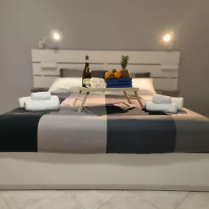 Sikelia House , Cefalù Italie
